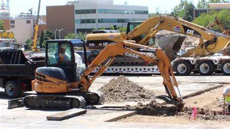 youtube mini excavators digging